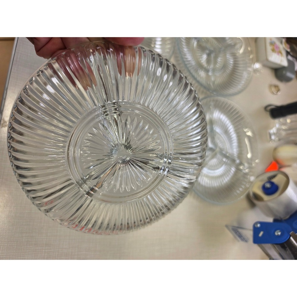 Vintage Clear Glass Divided Grill Plates Ribbed Sunburst 3 Section Set of 4 7.5" - Picture 3 of 4